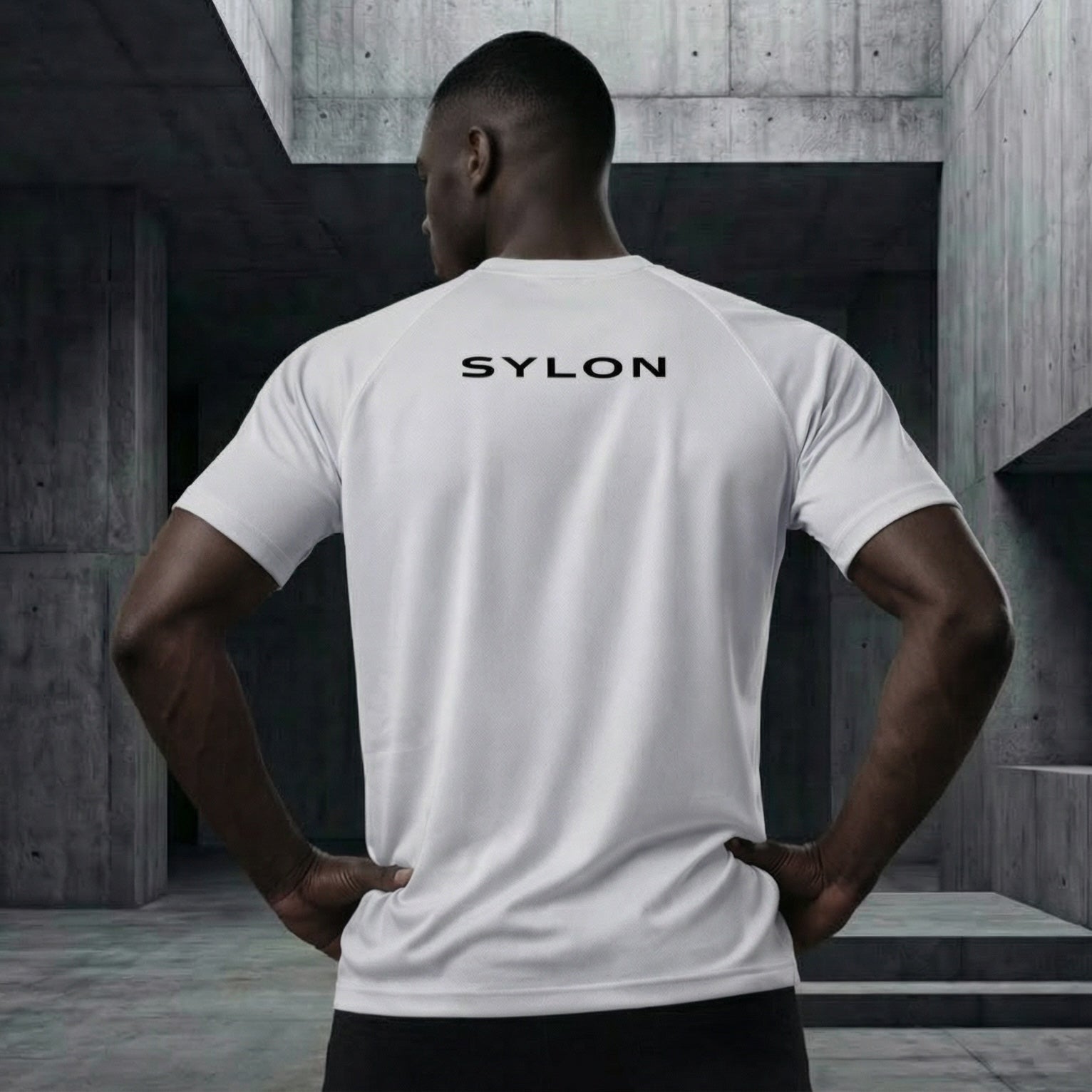 Essentials / Performance Tee